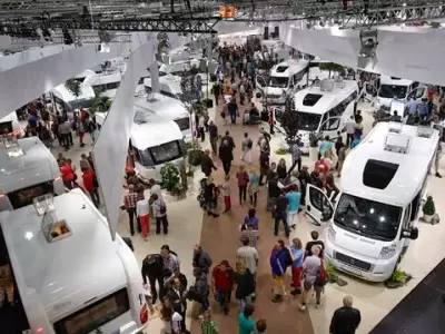 CARAVANING HALL DUSSELDORF