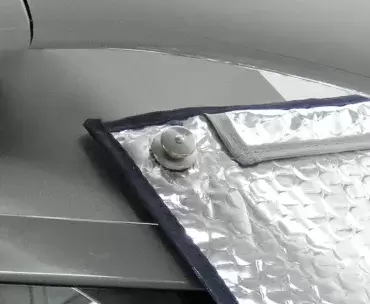 Multipurpose fixing button, blinds and insulators for camping caravaning.