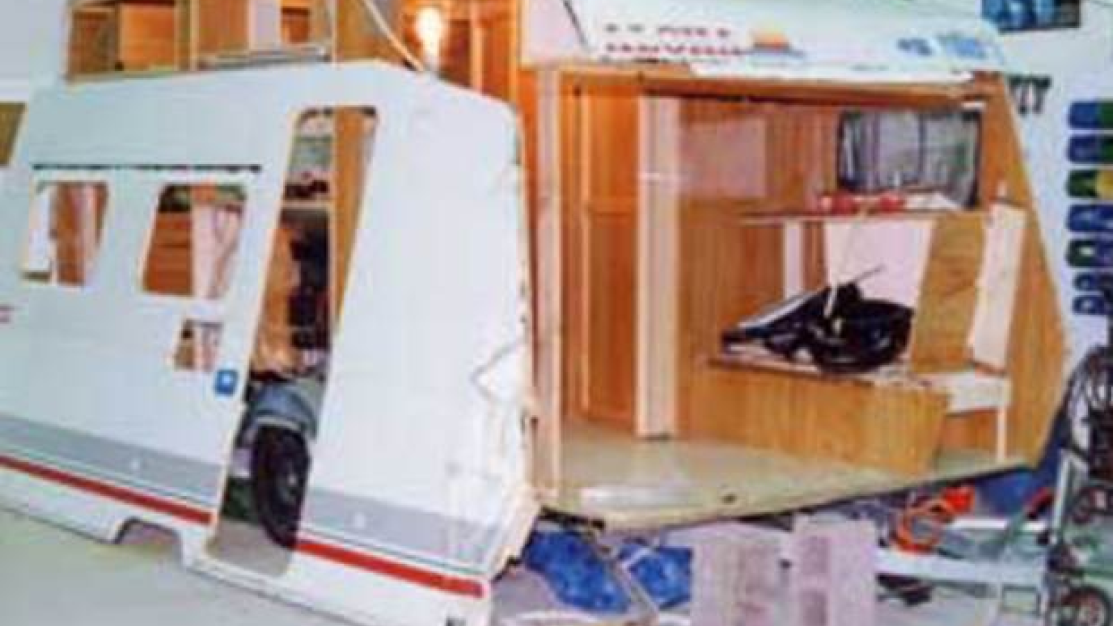 MANUFACTURE OF A CARAVAN