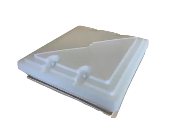 Claraboya con 2 asas MPK 32x36 para caravanas, autocaravanas y camper.