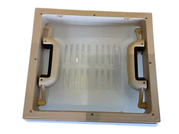 Claraboya con 2 asas MPK 32x36 para caravanas, autocaravanas y camper.
